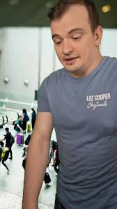 Buying a ticket in Croatian! 🇭🇷🚆 Save this reel for later! 🎫  #croatianwithmirsad #learncroatian #croatia