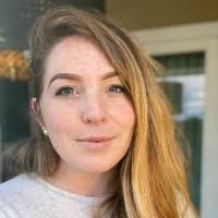 Genevieve Richards's Instagram, Twitter & Facebook