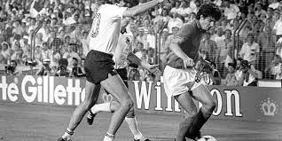 5,643 seuraajaa, 675 seurattavaa, 227 julkaisua. Fussball Legende Paolo Rossi Ist Tot Vaterland Online