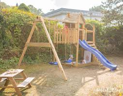 Ein Kletterturm Mit Rutsche Sandkasten Schaukel Und Spielhaus Unsere Erfahrung Mit Dem Wickey Spielturm Wickey Spielturm Spielturm Kletterturm