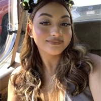 40+ perfiles de «Melanie Guzmán»