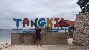 Pantai mutun di lampung bisa menjadi salah satu pilihan wisata pantai yang menarik untuk di kunjungi. Harga Tiket Masuk Pantai Mutun Lampung Peta Lokasi Penginapan Terdekat