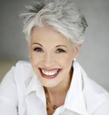 Gray silver hair bob short hair more. Pin On Kapsels Brillen