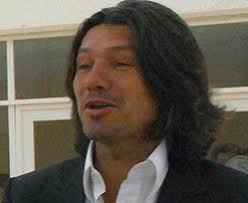 After his father's death in 1971 marcelo's family moved from his hometown to buenos aires. Category Marcelo Tinelli Wikimedia Commons