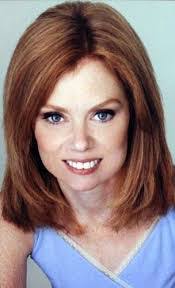 Robyn Finn's Instagram, Twitter & Facebook