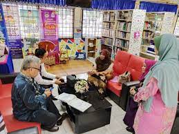 Abdul aziz mohamed zain, pengetua cemerlang smk majakir. Svian2020 Anugerah Pusat Sumber Sekolah Cemerlang 2018