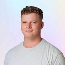 It's officially my last day as Head of Paid at Muscle Nation. It's always a  strange and scary feeling leaving somewhere you've made into home by  integrating yourself so much into the