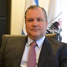 Autoridades anteriores