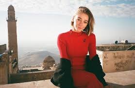 Настя ивлеева купила машину за 4 миллиона рублей. Nastya Ivleeva Vybiraet Svadebnoe Plate New Magazine Internet Izdanie O Znamenitostyah I Stile Zhizni