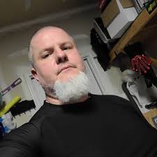 Guys I've decided to pull trigger and switch from x3 to R. Does RxrsSS need  bulkhead, shock brace dog bones and all the countless mods that my x3  needed.? Maybe better question