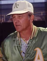 Athletics defeat Royals with two 2-run home runs