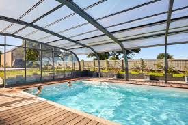 Le prix d'un abri de piscine est bien évidemment variable. Prix Abri De Piscine En Alu Fabrication Sur Mesure Gustave Rideau