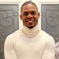 100+ "Laderrick" profiles