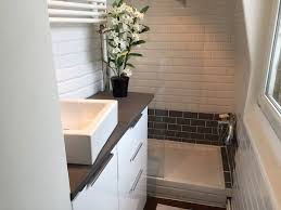 Un grand choix de styles. Un Meuble De Salle De Bain Avec Ikea La Clamartoise