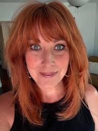 Gretchen Phillips (@redheadvillagegirl) • Instagram photos and videos