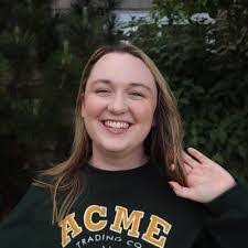 Kerry Liles's Instagram, Twitter & Facebook