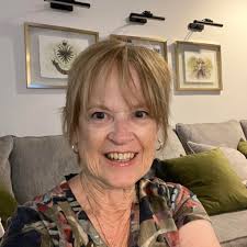 Should I paint my 1905 built-in hutch white?