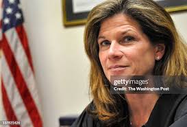 16 Catherine Curran Stock Photos, High-Res Pictures, and Images