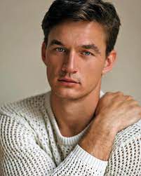Tyler Cameron Modeling Hey Handsome Tyler Future Boyfriend