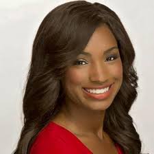 Nadia Crow Biography, news, reporter, anchor, Instagram, fox, life, net  worth, years, spor