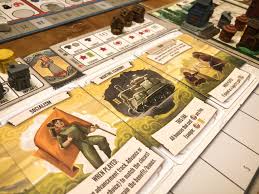 Meet a bodybuilder among the themes! Tapestry Review The Tabletop Family