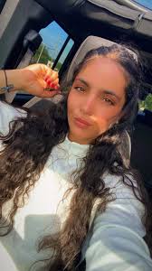 Hello ladies, I'd like to ask about your experiences delivering babies in  Elche/Alicante hospitals. I'm new here in Elche and I'm worried about it.  I'm also afraid of epidurals and their side