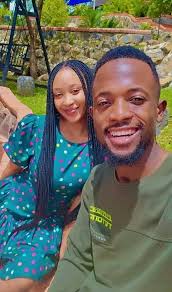 Filipino singer Erwin Andaya showcased his originally-penned song "Chosen  One" live