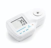 Digital Refractometer for Seawater Analysis