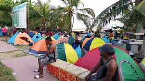 Turbo es un distrito de colombia localizado en la subregión de urabá en el departamento de antioquia. Me Han Robado Tres Veces En Dos Meses Lo Unico Que Queremos Es Salir Migrante Varado En Necocli