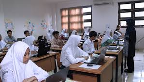 Biasanya soal tes masuk man insan cendekia man ic terdiri dari soal tes potensi belajar atau tes potensi akademik soal tes. Hari Ini 15 019 Siswa Mts Smp Ikuti Snpdb Perebutkan 2 779 Bangku Man Times Indonesia