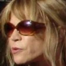 Maureen Earl (@MoishSanFran)