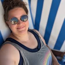 Clare Duke's Instagram, Twitter & Facebook