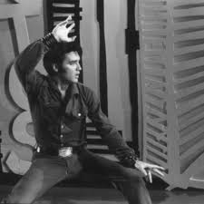 Dubbed the king of rock and roll, he is regarded as one of the most significant cultural icons of the 20th century. Elvis Presley On Twitter Elvis Was First Exposed To Karate In 1958 After He Was Drafted Into The Army And Stationed In Germany Elvispresley King Rocknroll Karate Dance Move Https T Co S7ehhewafb