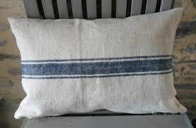 Housse De Coussin En Chanvre Ancien Sac De Farine 45 Photo De Housses De Coussin Le Torchon En Cavale
