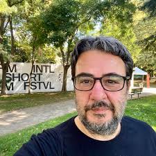 Γιάνης Βαρουφάκης (@YanisVaroufakisDiEM25) • Facebook