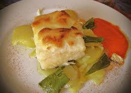 El bacalao en lomos tarda más en desalarse ya que tiene que estar 48 horas aproximadamente en remojo, cambiando el agua 3 veces al día. Lomos De Bacalao Con Alioli Gratinado Receta De Josevillalta Cookpad