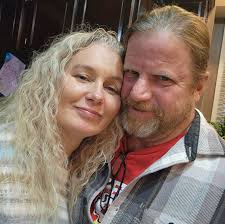 Can I borrow a cat carrier for a vet visit?