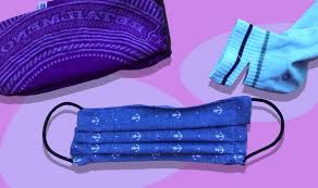 Open out the sock completely. 3 Ways To Make A Diy Face Mask At Home With Instructions