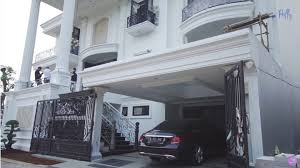 Biaya membangun rumah di bali, indonesia terutama tergantung pada desain yang ingin anda capai. Berapa Biaya Pembangunan Rumah Mewah Prilly Latuconsina Tabloidbintang Com