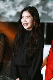 30 Irene Is Shy And Can Appear Cold But Is Really Warm And Kind Once You Get To Know Her She S Also Very Playful And Lovel Red Velvet Irene Red Velvet Girl