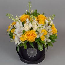 Read more on the 48 flowers compiled below to decide which option suits your needs. Black Flower Box Mango Flower Delivery Vilnius BeatricÄ—s GÄ—liÅ³ Namai