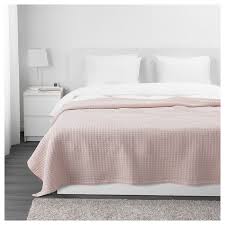 Frische Einrichtungsideen Und Erschwingliche Mobel Tagesdecke Rosa Tagesdecke Bett Tagesdecke