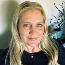 abbvie #feminist #femaleleaders #notoriousrbg #abbviewla