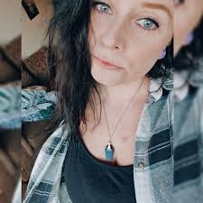 Amanda Hames's Instagram, Twitter & Facebook