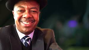 Arnold Keith's Instagram, Twitter & Facebook