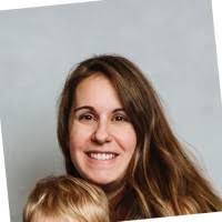 Claudia Morin's Instagram, Twitter & Facebook