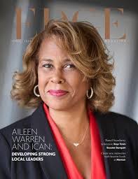 Della Stump's Instagram, Twitter & Facebook