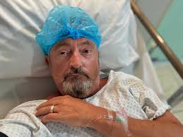 A special day. It started at the village hospital at 6.30 am. The staff  wasn't there yet but a friendly street dog kept me company. Yes, they had  told me to be