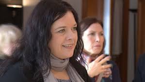 Caroline Simard dénonce un commentaire dénigrant qu'elle a reçu