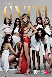 Die neue staffel seht ihr immer donnerstags um 20:15 uhr auf @prosieben gntm.de. Heidi Klum Looks Incredible In A Very Racy Red Gown For Gntm Shoot In 2021 Heidi Klum Heidi Klum Model Emily Ratajkowski Style
